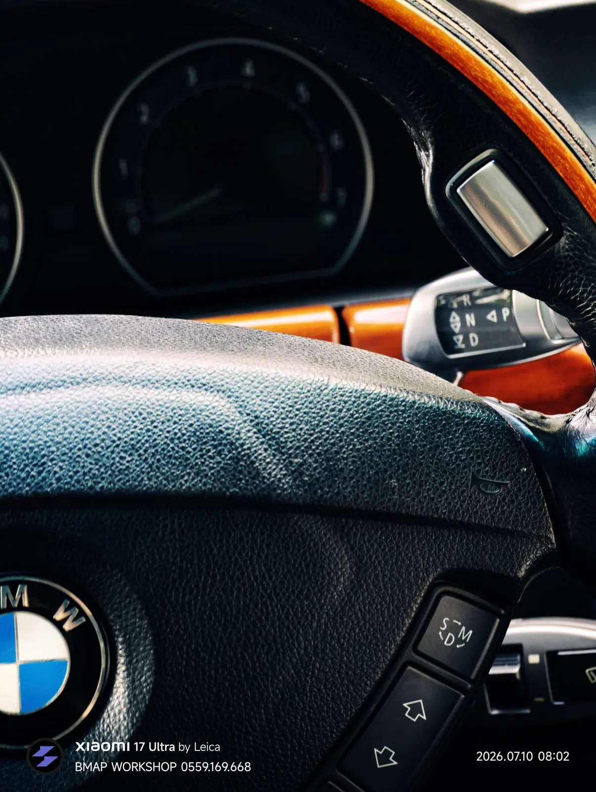 BMW E65 Và Chiếc Cần Số Bị Cả Thế Giới Nhận Nhầm Cho Mercedes