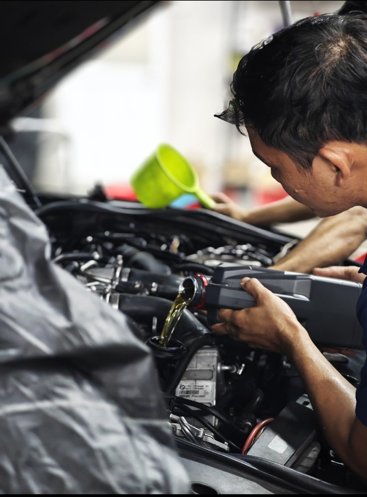 Dầu 5W30 Motul
